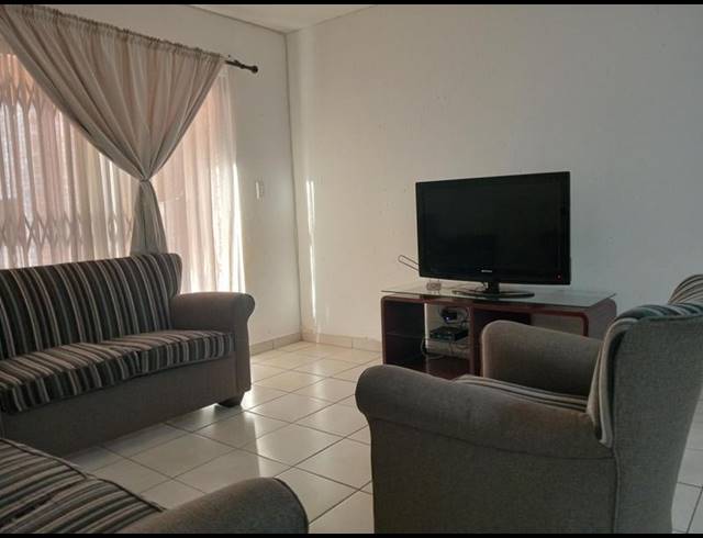 2 BEDROOM APARTMENT FOR SALE IN PRINCESS